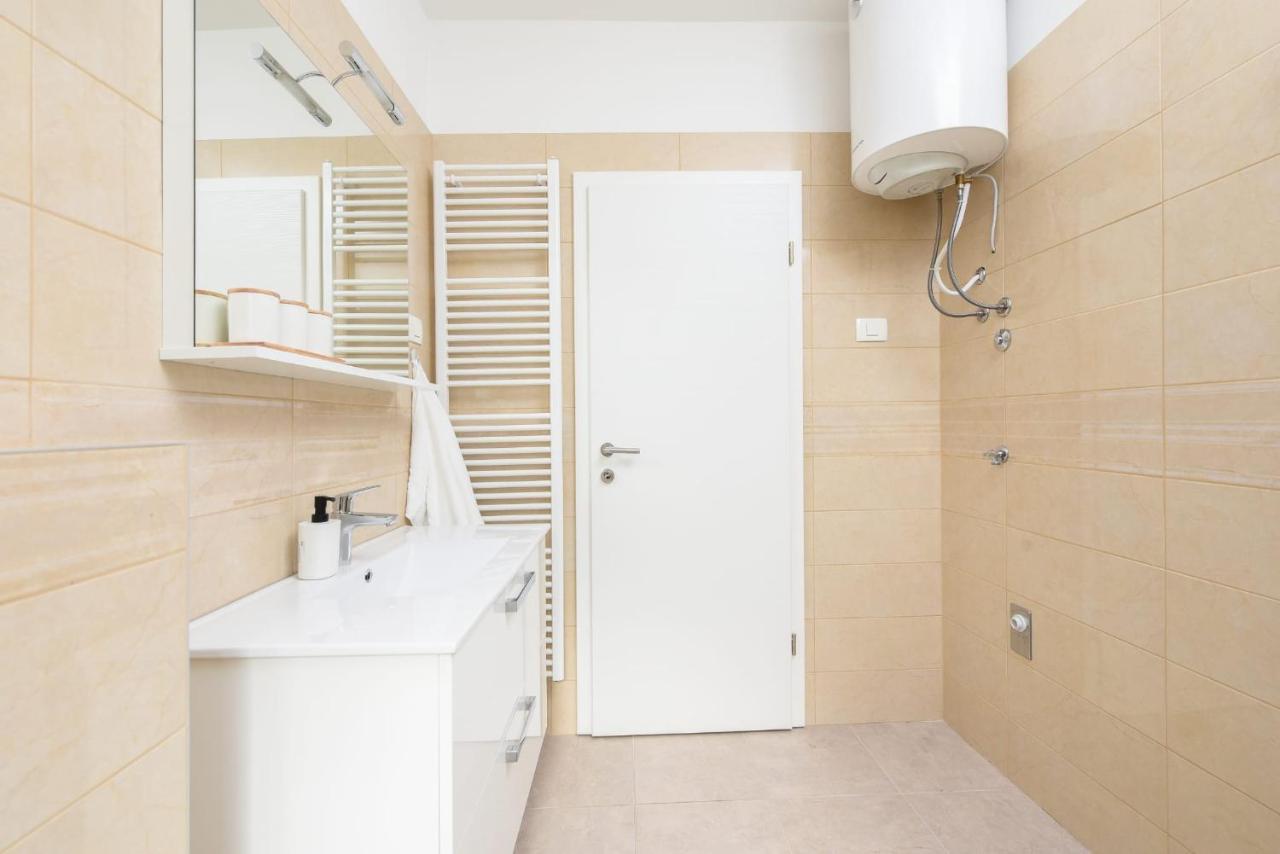 Apartament Novi Apartman Franka Zadar Zewnętrze zdjęcie